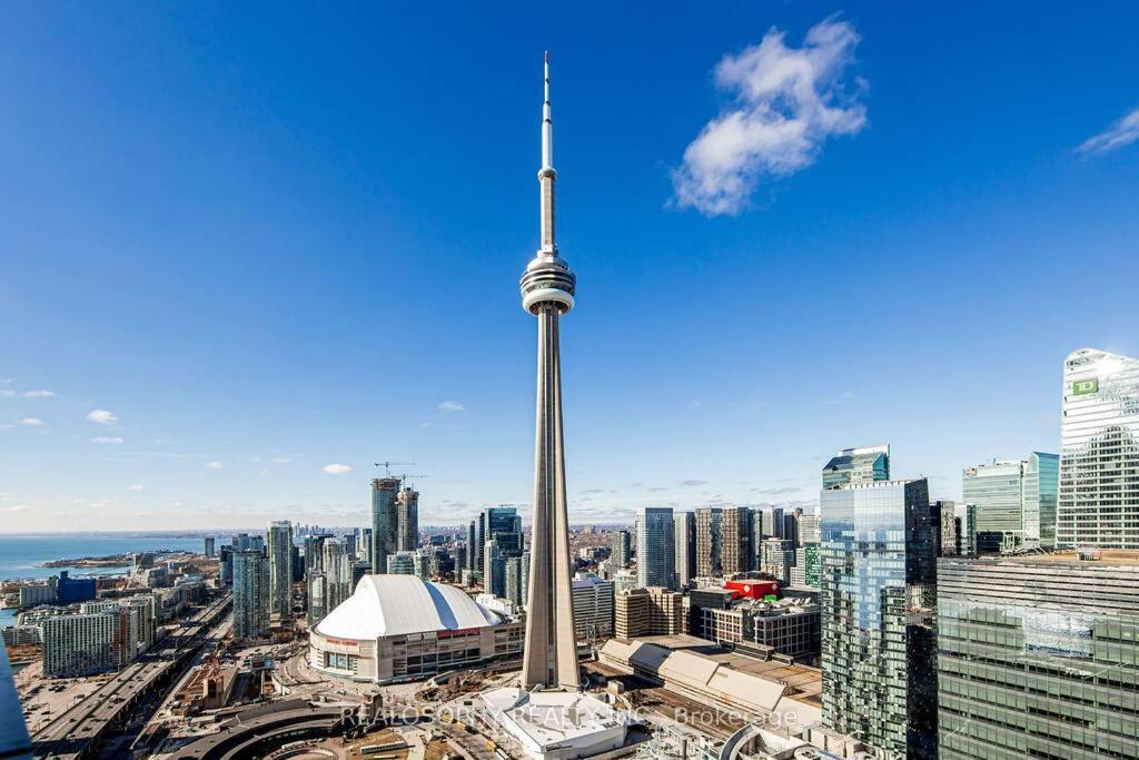 Modern Studio High Floor ,Cn Tower, Scotiaarena Apartman Toronto Kültér fotó